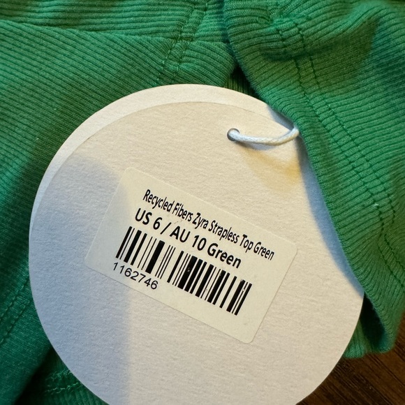 Princess Polly green tube top - Picture 2 of 3